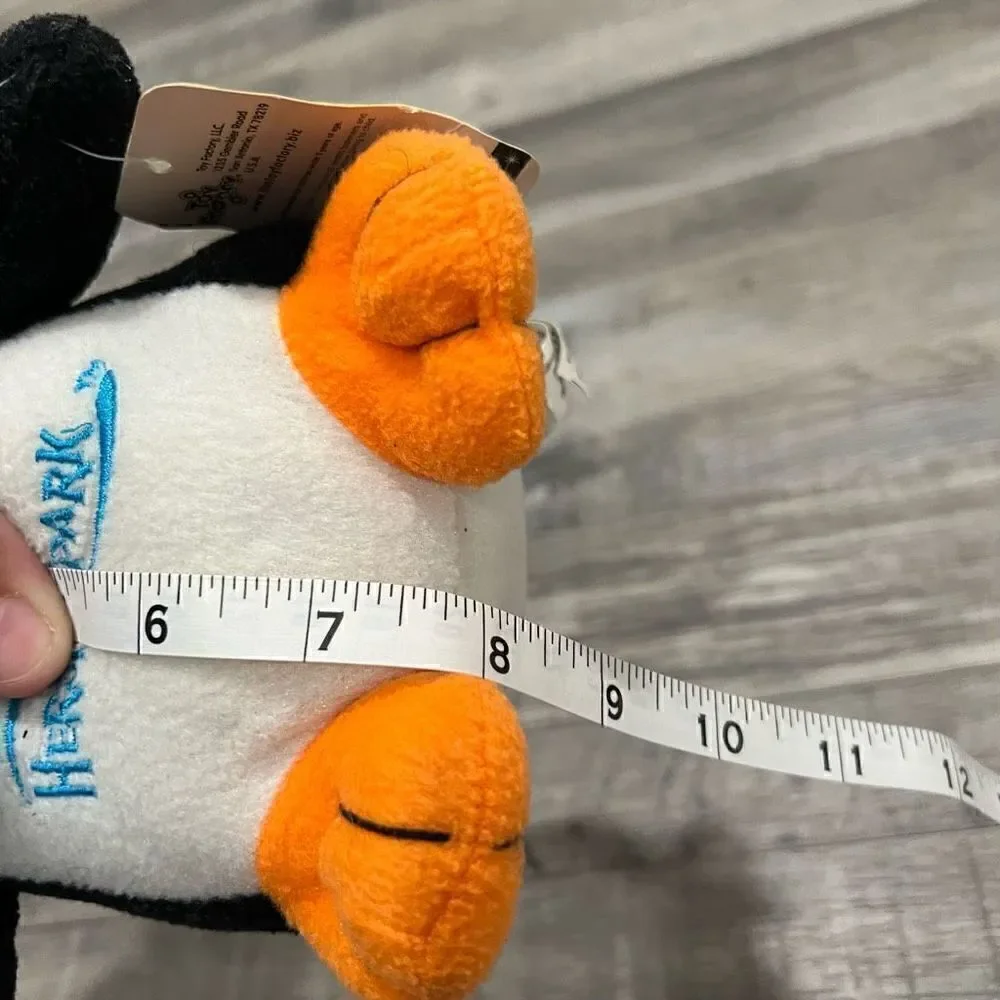 Toy Factory Hersheypark penguin stuffed animal